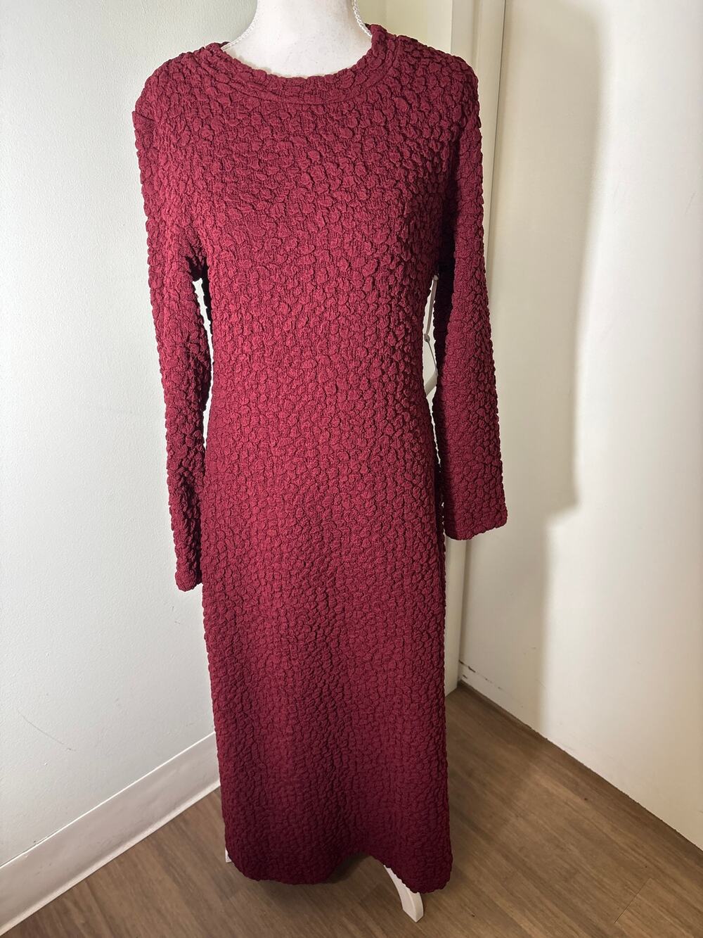NWT Hyacinth House Dark Red Long Sleeve Textured Column Maxi Dress Sz S
